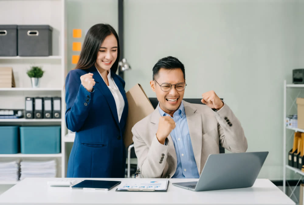 CTV An Nhiên Group ăn mừng chốt đơn thành công